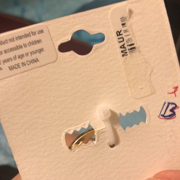 BNWT keychain (000311) - Picture 4 of 6